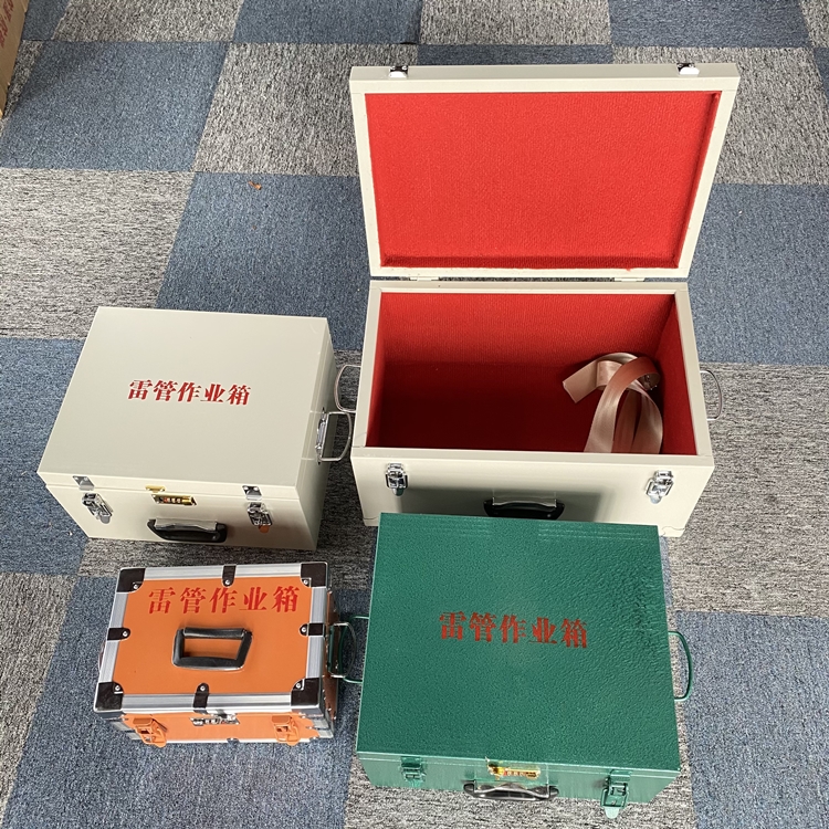 上安乡爆破工程作业箱如何选择？玻璃钢与传统材质的全面对比